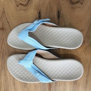 Orthopedic flip flops from TV channel